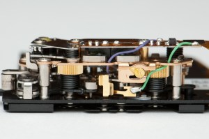 D2H shutter mechanism - left side